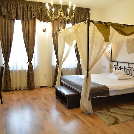 Hotell Hanul Fullton 3*