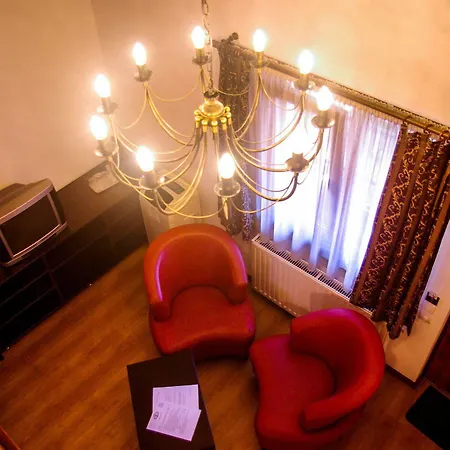 Hanul Fullton Hotell 3*