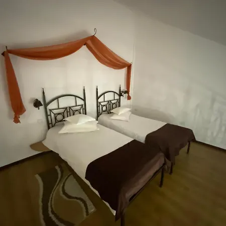 Hanul Fullton Hotell